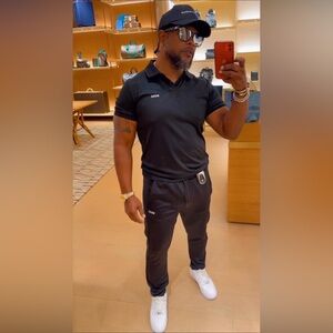 Hey Yall! Thanks for all the shares! I wish you all many sales 🛫🛫